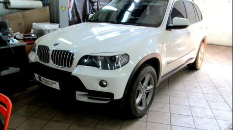 Чип-тюнинг с отключением сажевого фильтра на BMW X5 E70 3.0D 235hp AT 2009 года выпуска